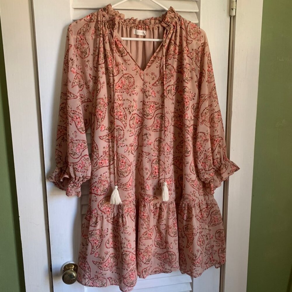 Lush Patricia Dress In Paisley 3/4 Sleeve Tiered Casual Summer Blush
